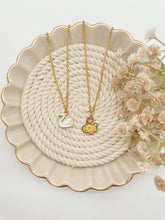 Load image into Gallery viewer, Swan Necklaces
