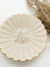 Load image into Gallery viewer, Pearl Threaders
