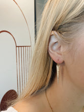 Load image into Gallery viewer, Gold Pointy Dangles
