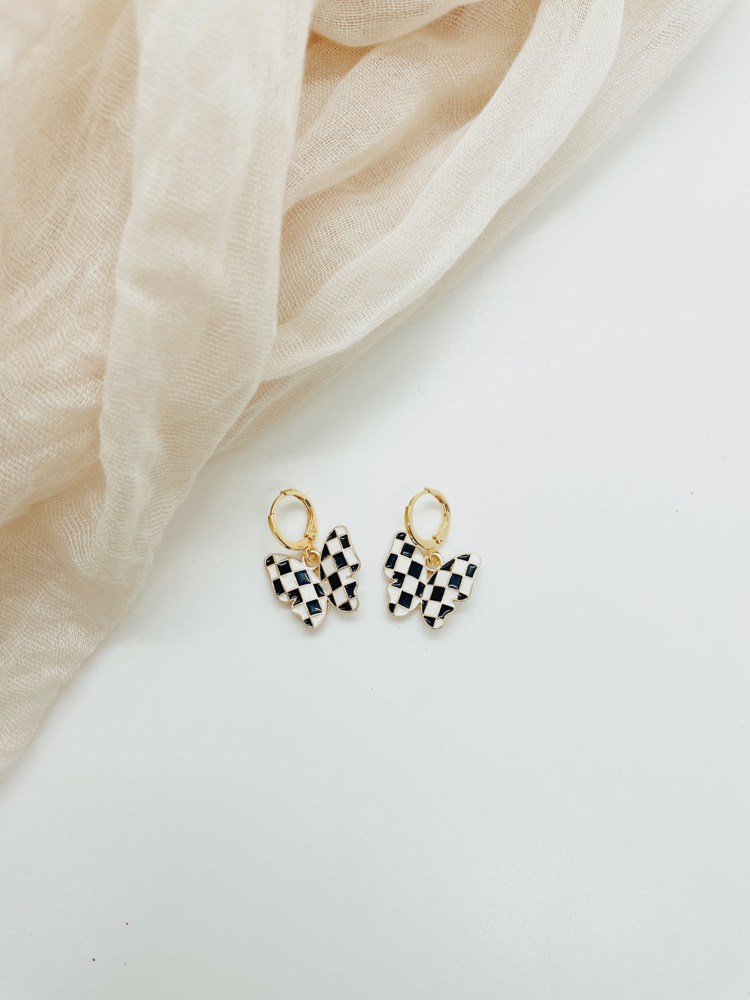 Checkered Butterfly Huggies